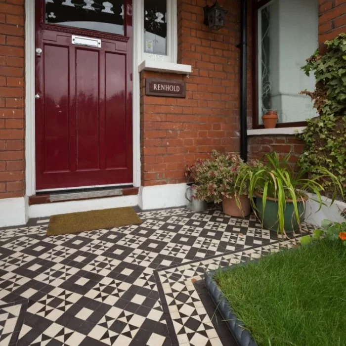 Breamar black and white Original Style Victorian Floor Tile