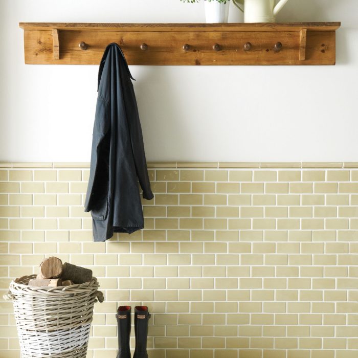 winchester classic tarragon half tiles