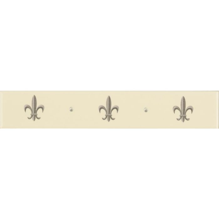 Fleur de Lis Border Platinum on County White