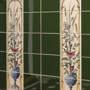 Poppy And Wheatsheaf 5-Tile Set on County White