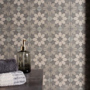 Molto tiles