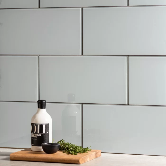 Light Grey Glass Metro Tile in 6 Sizes