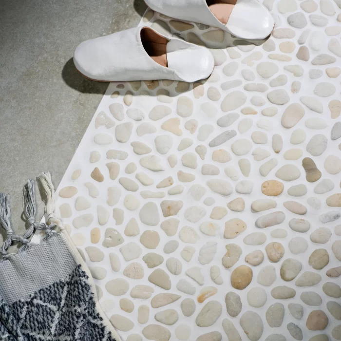 Ivory Samoa Mosaic Pebble Sheets